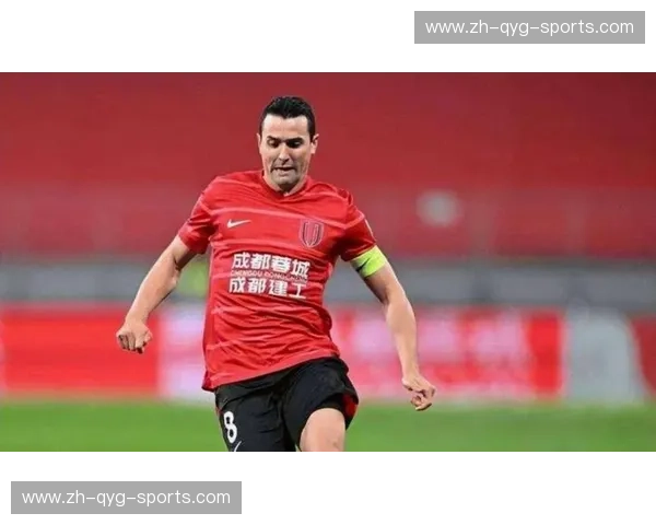 成都蓉城五后卫体系稳固性评估 周定洋中场覆盖成转换枢纽